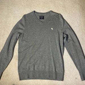 Abercrombie & Fitch men's V-neck sweater